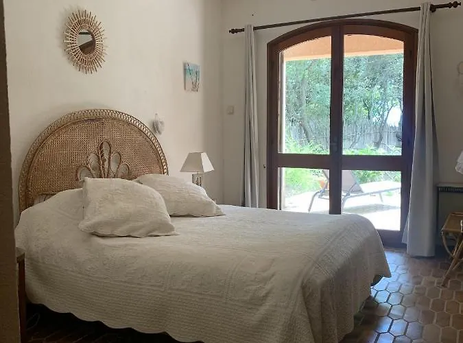 Villa Pieds Dans L'Eau, Casa D'Omigna, Corse Du Sud, Cargese, *